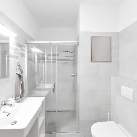 Golf 221 Apartament Beroun (Central Bohemian)